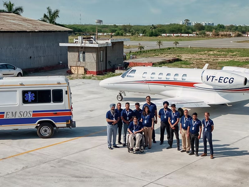 EMSOS Medical Team - Professional Air Ambulance Service